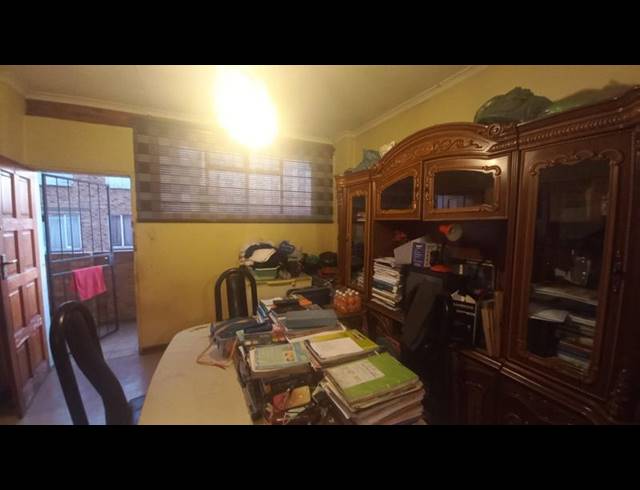 2 BEDROOM APARTMENT FOR SALE IN PRETORIA WEST